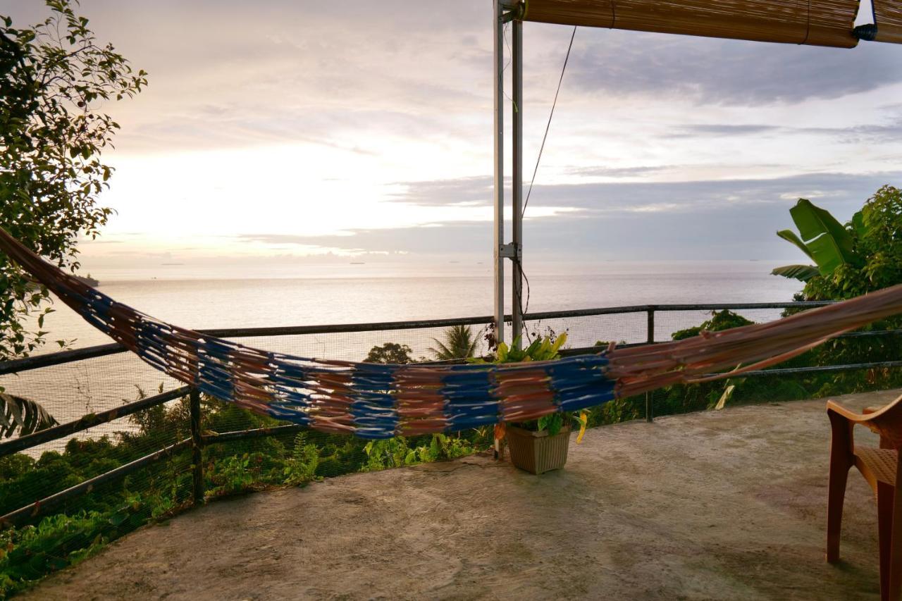 The View Padang, Amazing View, 8 Mins Mentawai Fast Ferry, Cold Beer,Close To Restaurants Padang (Sumatra) Ngoại thất bức ảnh